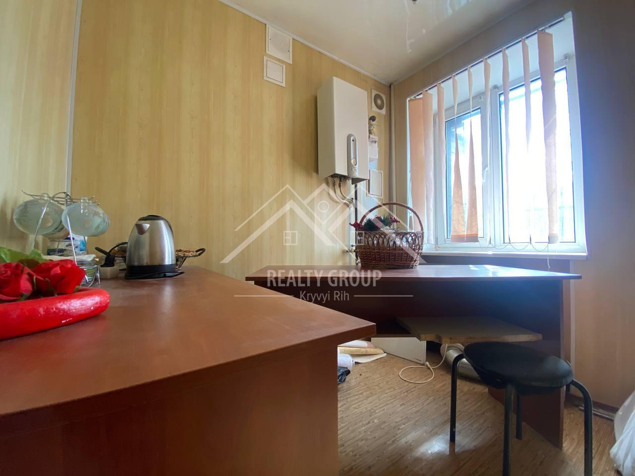 Продаж 1-кімнатної квартири 28.1 м², Гагаріна просп.