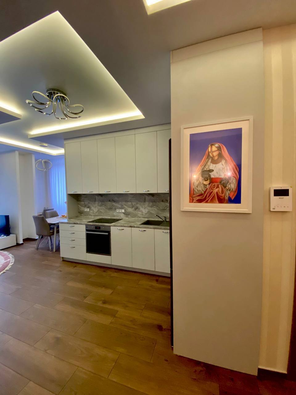 Продаж 2-кімнатної квартири 71 м², Сімферопольська вул.
