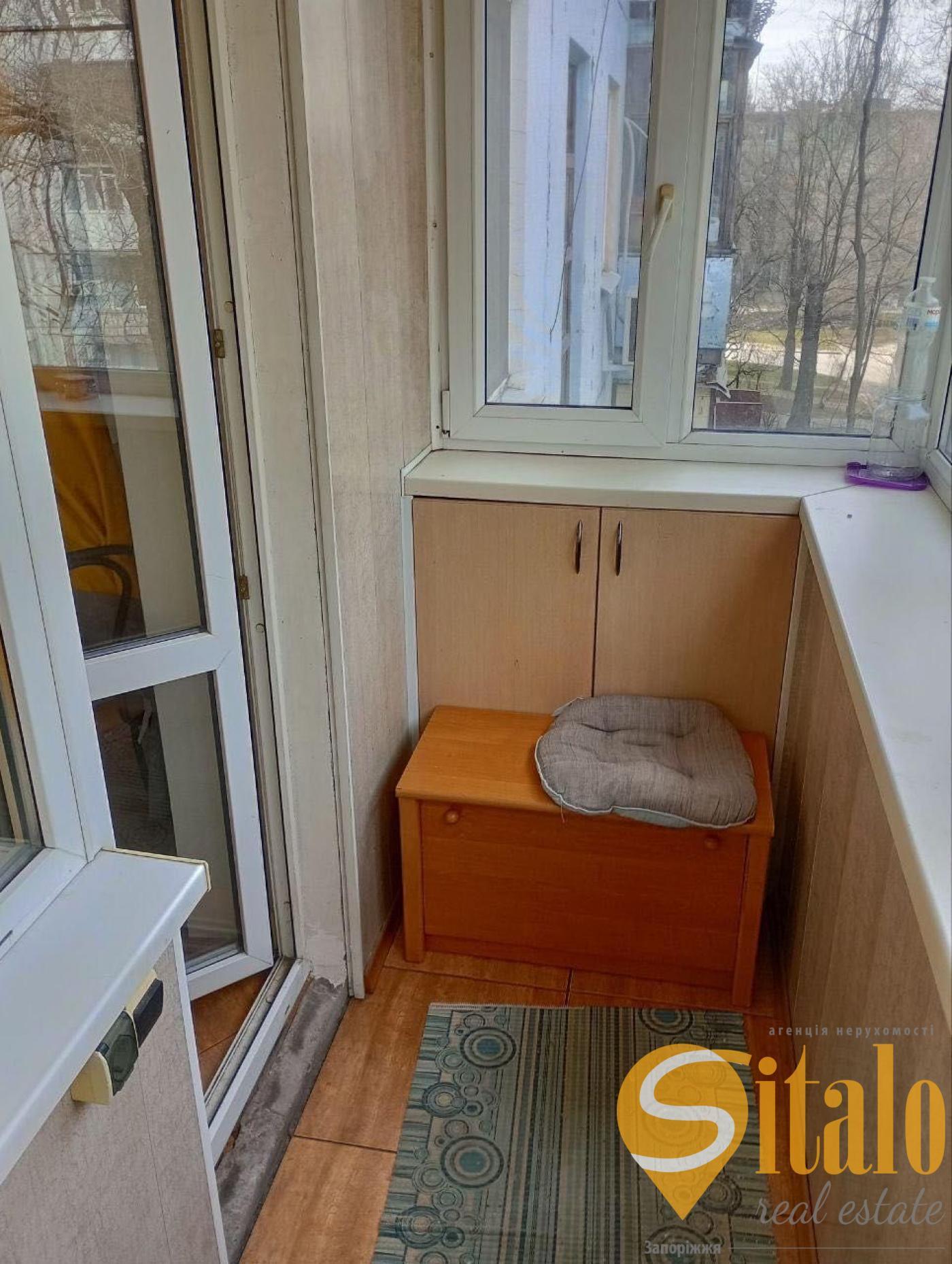 Продаж 3-кімнатної квартири 49 м², Патріотична вул.