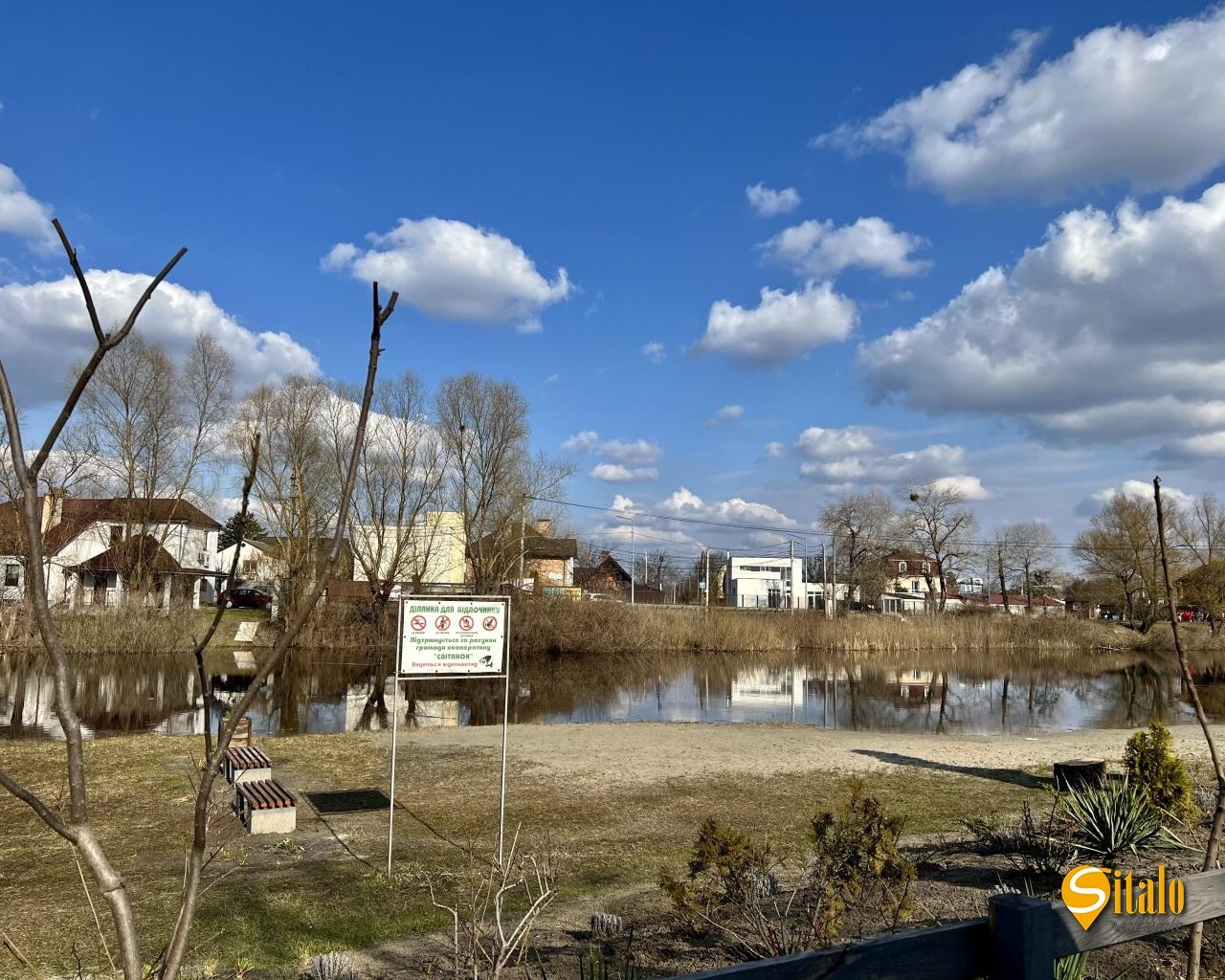 Продаж ділянки під індивідуальне житлове будівництво 9.4 соток, 1-а Озерна вул.