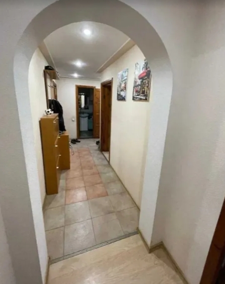 Продаж 3-кімнатної квартири 69 м², Кожем'яки вул., 3