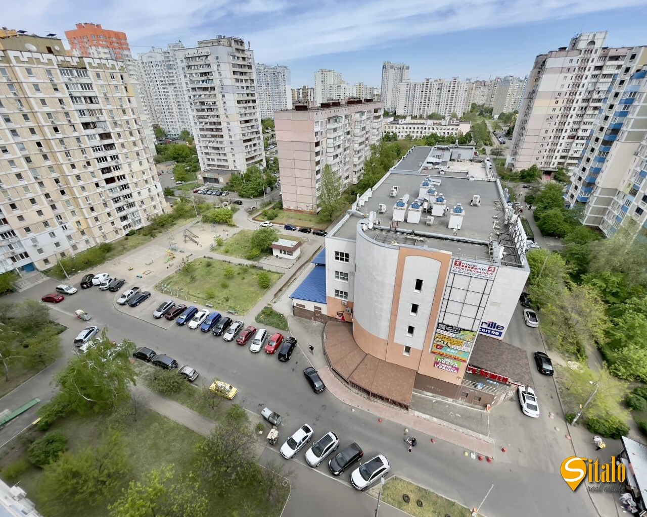 Продажа 4-комнатной квартиры 108 м², Петра Григоренко просп., 5