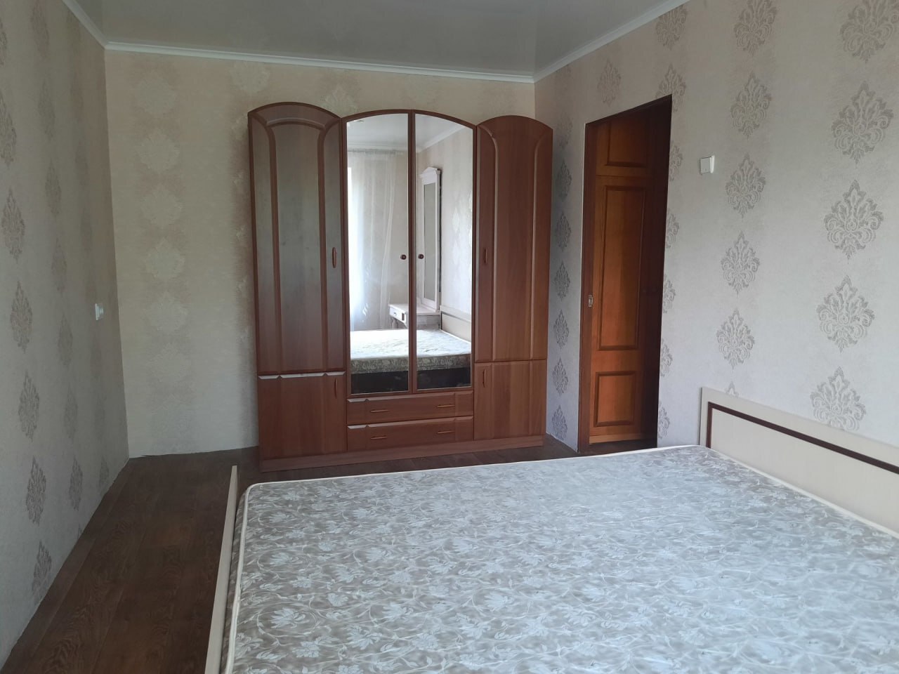 Оренда 2-кімнатної квартири 52 м², Гладкова вул., 23