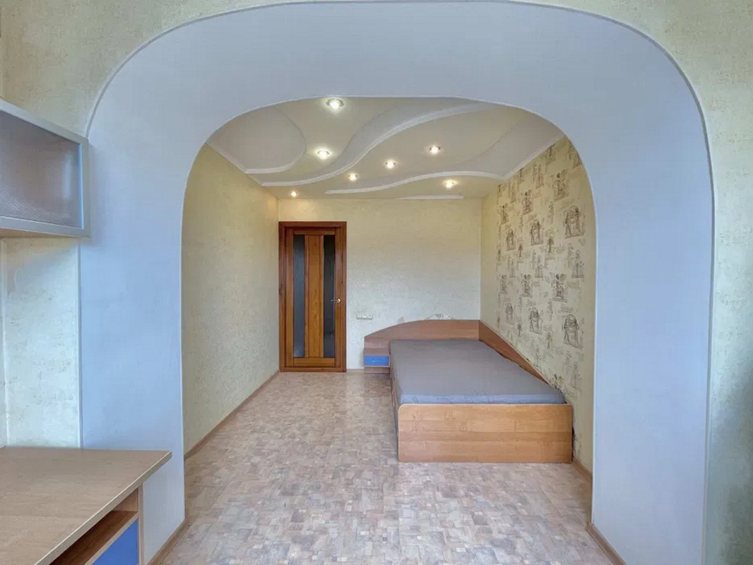 Продаж 3-кімнатної квартири 73 м², Семена Палія вул.