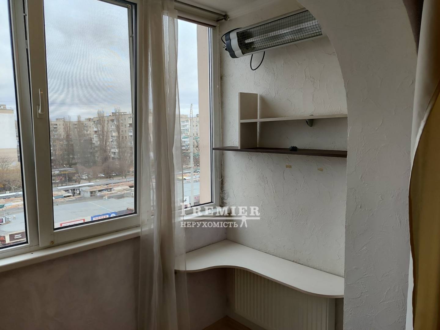 Продаж 1-кімнатної квартири 30 м², Академіка Глушко просп.