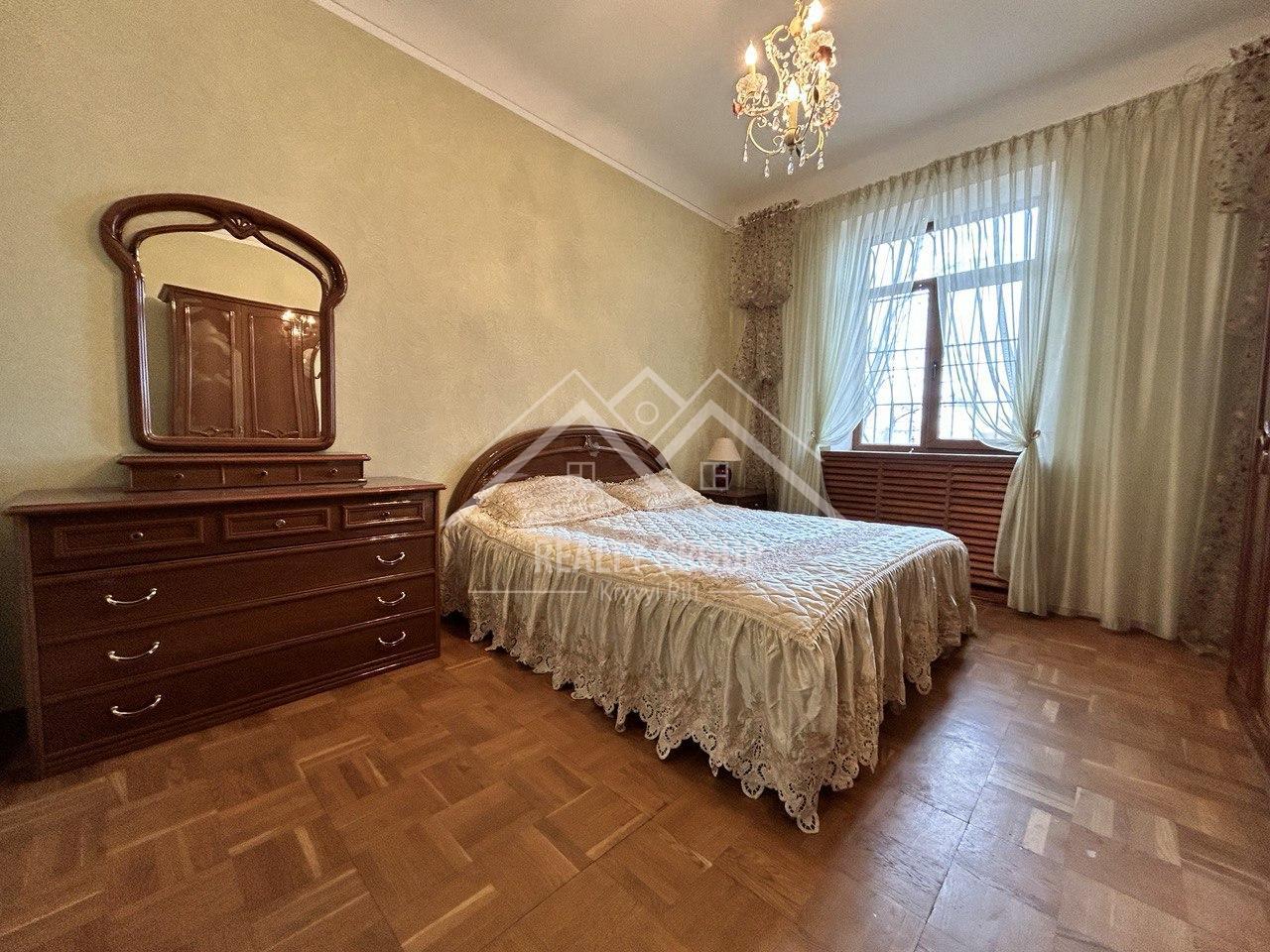 Оренда 3-кімнатної квартири 60 м², Петра Калнишевського вул., 8