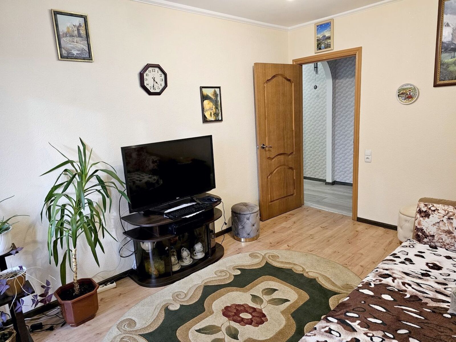 Продаж 3-кімнатної квартири 63 м², Бурштинова вул., ул.79