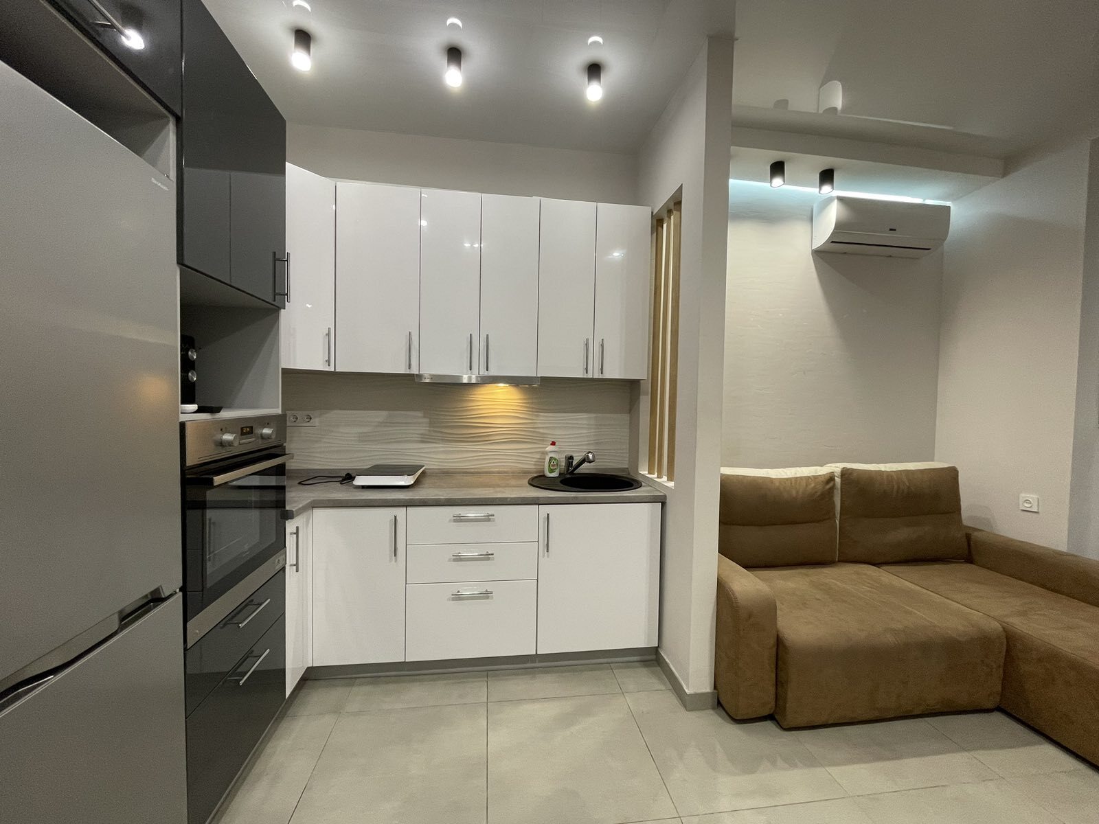 Аренда 2-комнатной квартиры 45 м², Звездный бул., 1Д