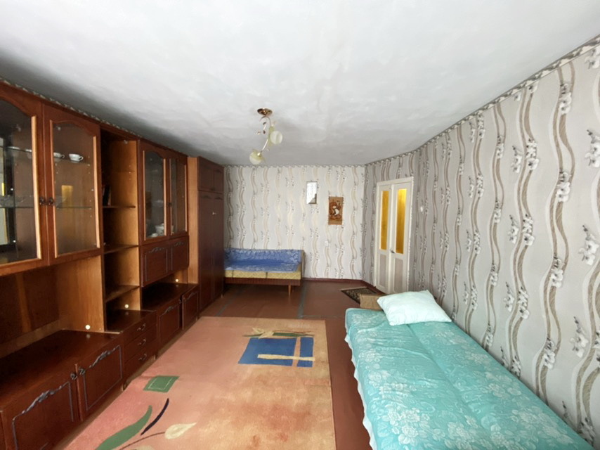 Продаж 1-кімнатної квартири 38 м², Озерна вул.