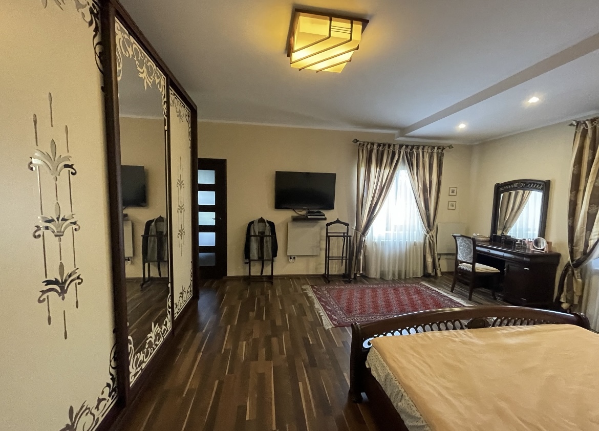 Аренда дома 230 м²