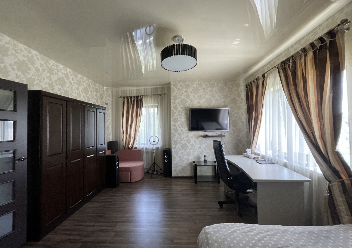Аренда дома 230 м²