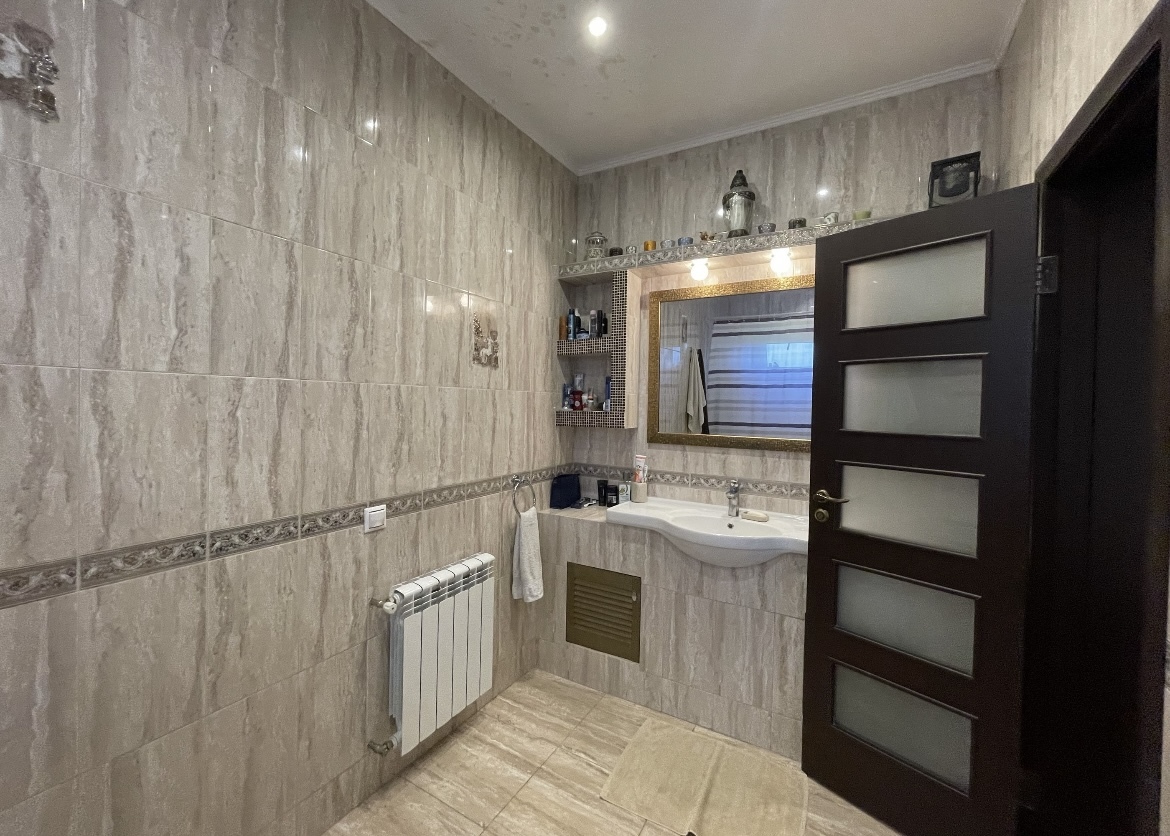 Аренда дома 230 м²