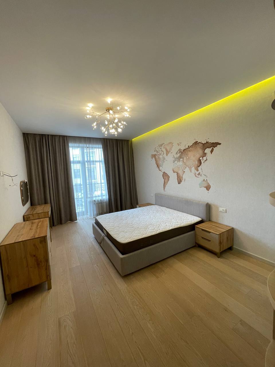 Аренда 3-комнатной квартиры 125 м², Французский бул., 2