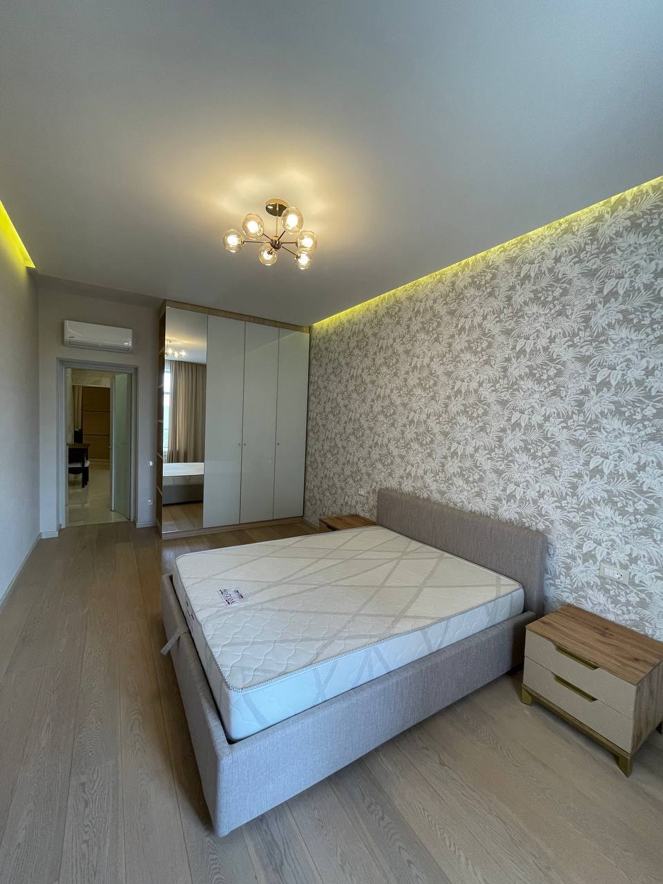 Аренда 3-комнатной квартиры 125 м², Французский бул., 2