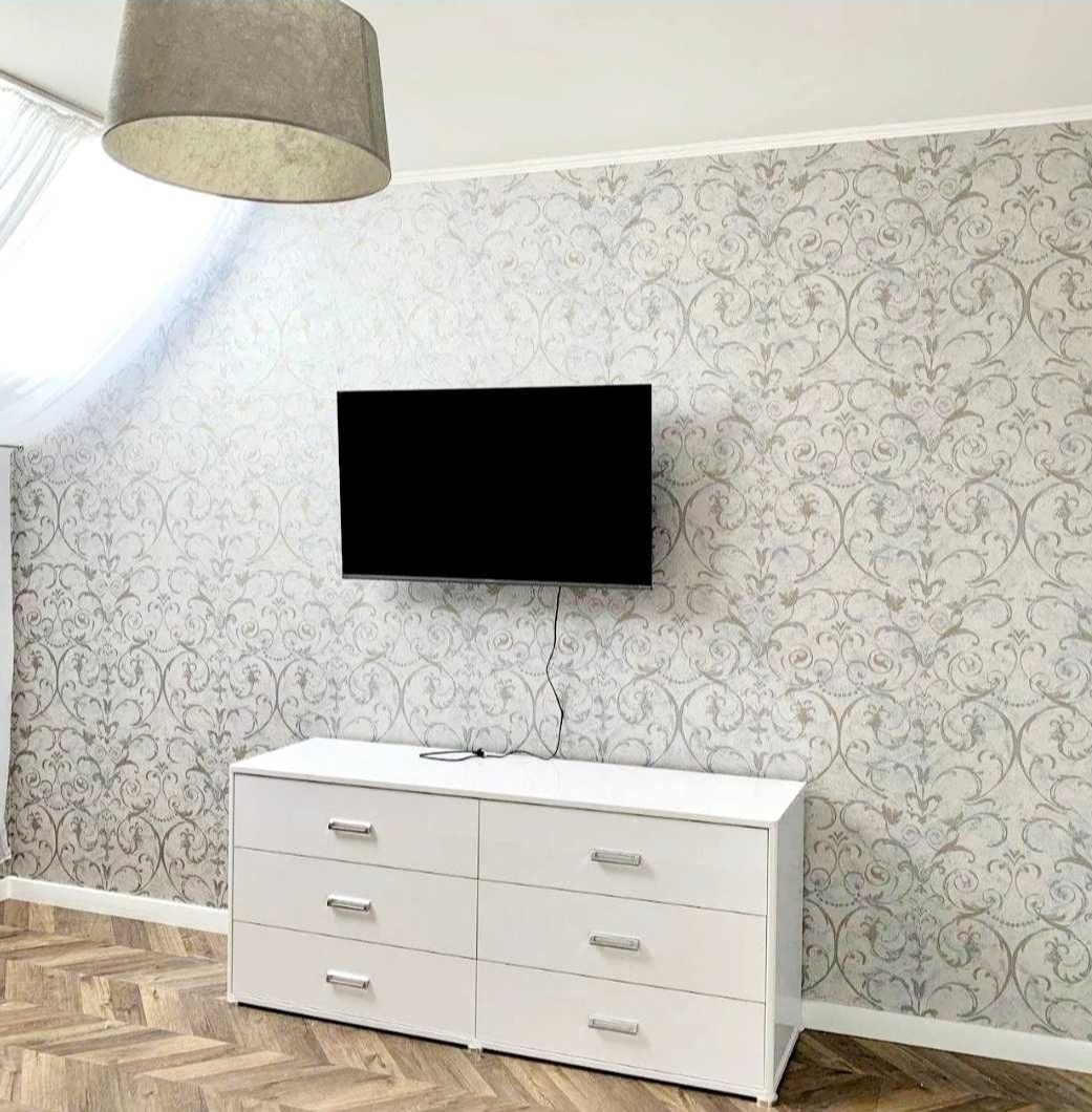 Оренда будинку 180 м², Львівська вул., 15