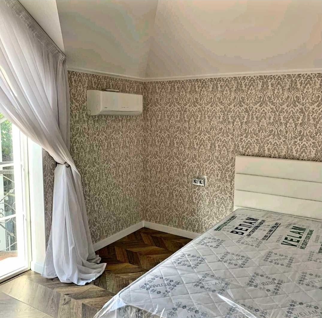 Оренда будинку 180 м², Львівська вул., 15