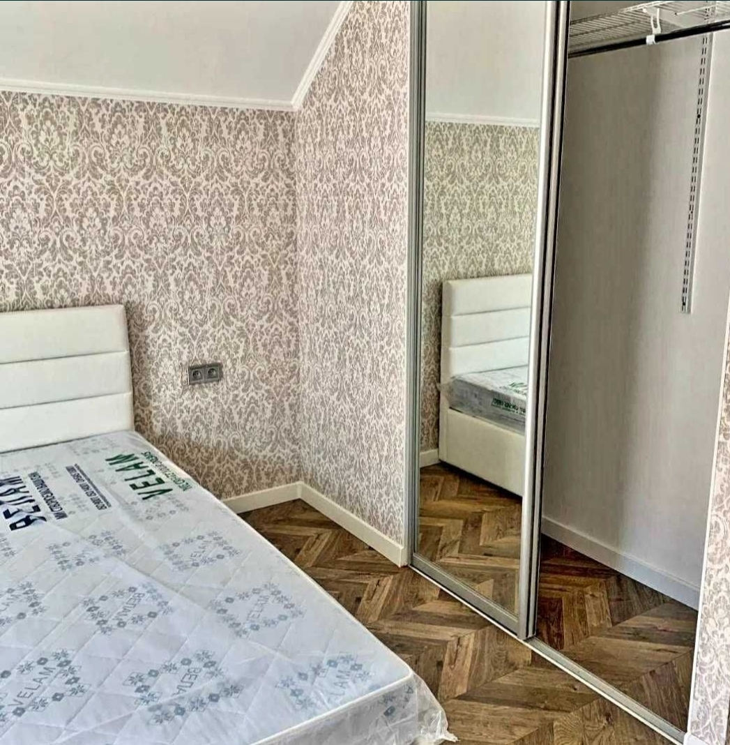Оренда будинку 180 м², Львівська вул., 15