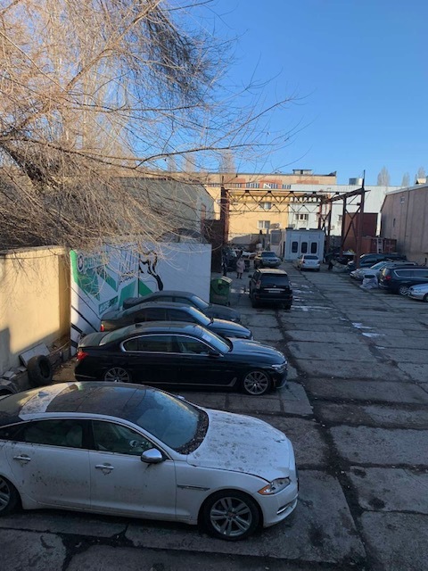Аренда помещения свободного назначения 800 м², Андриевского ул., 14