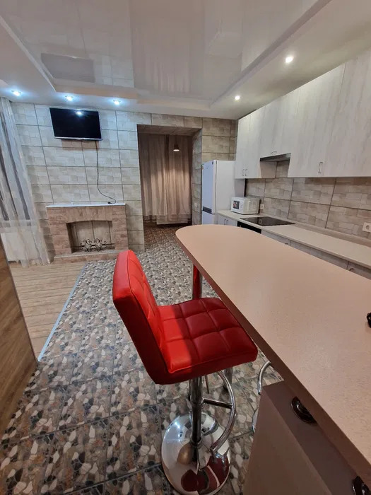 Продаж 1-кімнатної квартири 43 м², Гідропаркова вул. 13