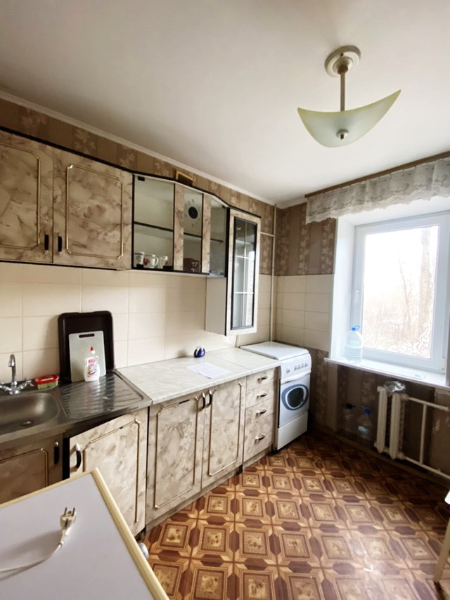 Продаж 1-кімнатної квартири 36 м², Озерна вул.