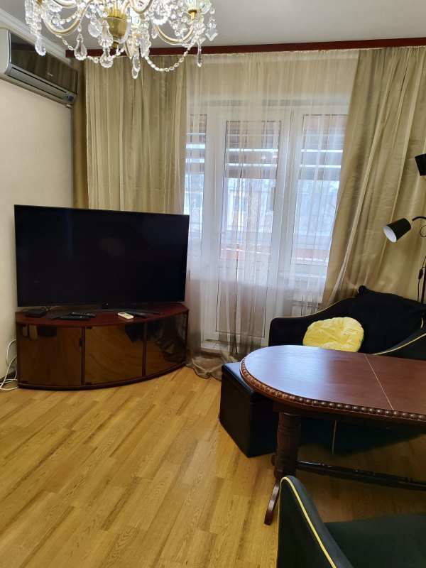 Продажа 2-комнатной квартиры 45 м², Маршала Бажанова ул., Рыбалко 15