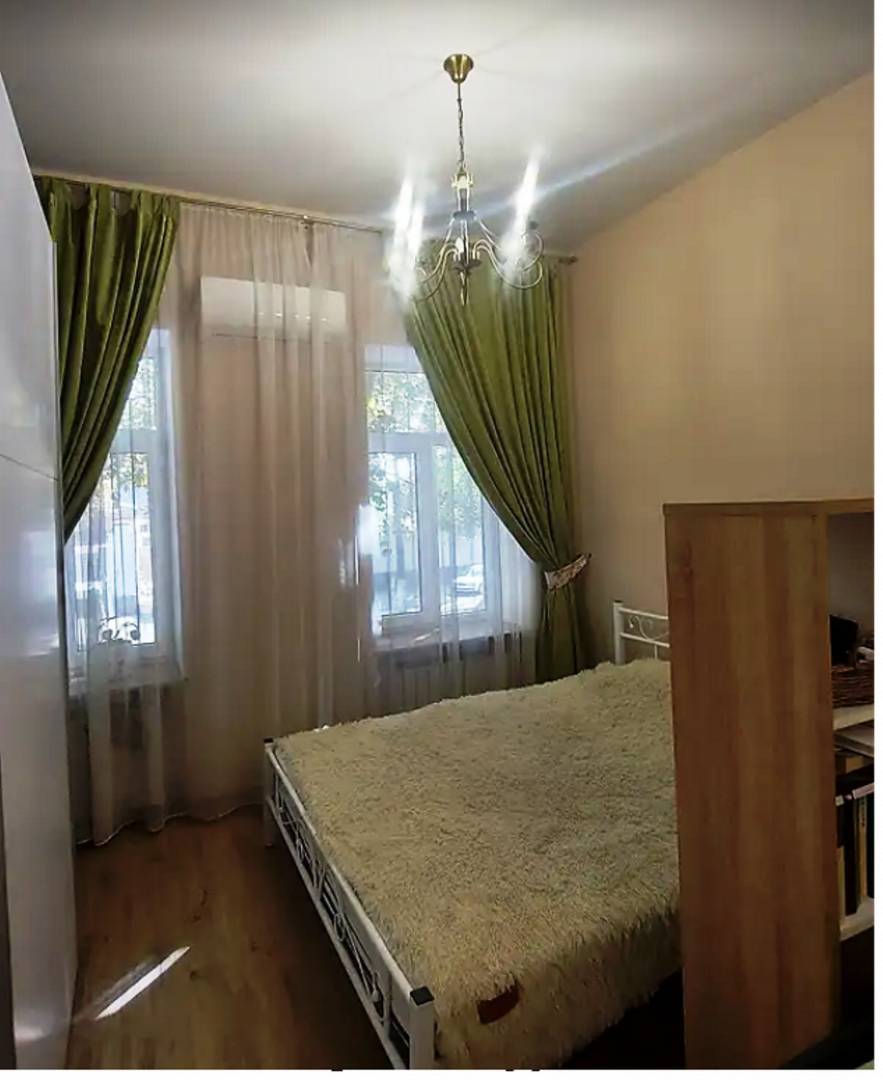 Продажа 2-комнатной квартиры 44 м², Хмельницкого Богдана ул.