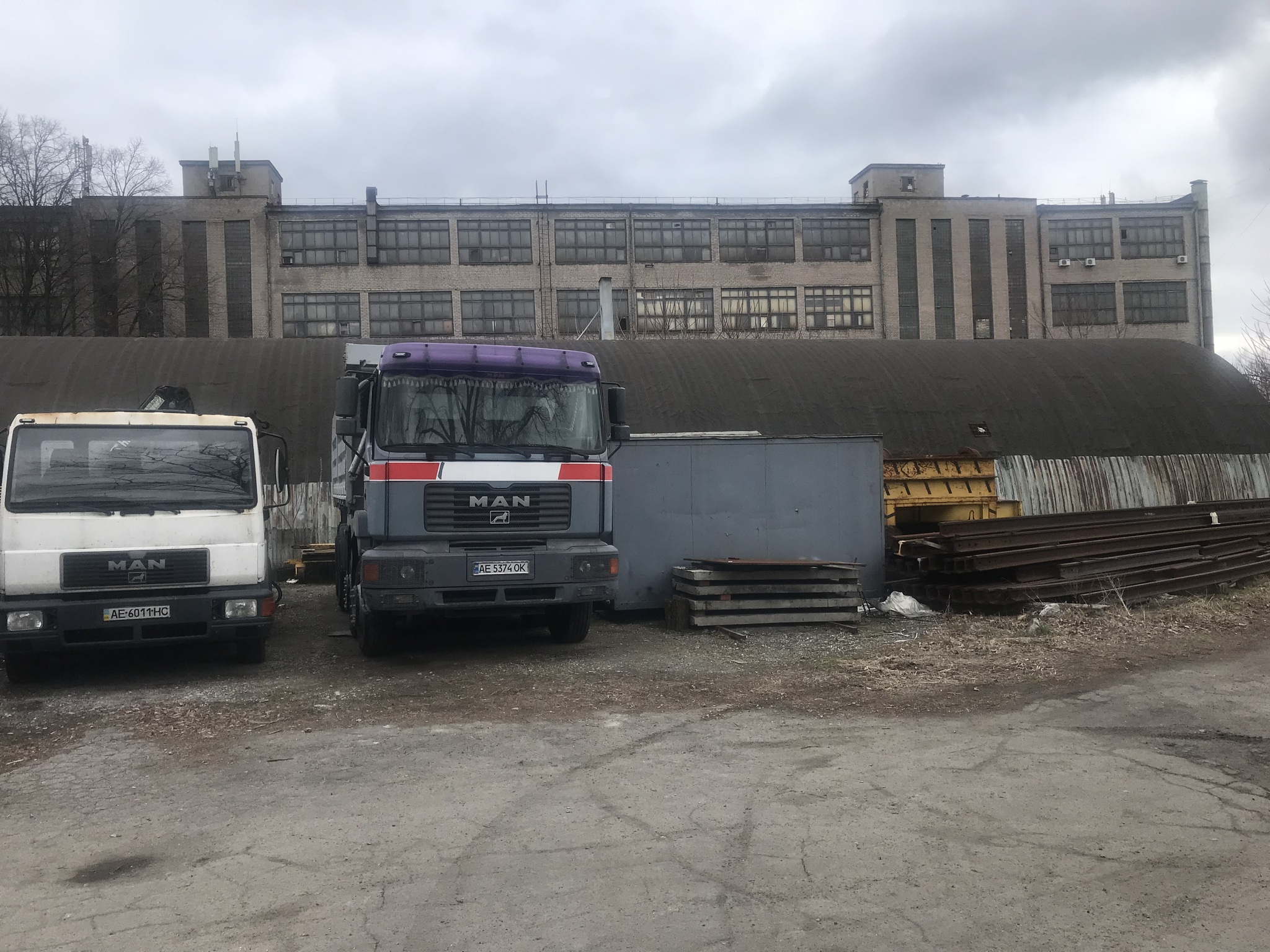 Продаж виробничого приміщення 11000 м², Сергія Нігояна просп., 49