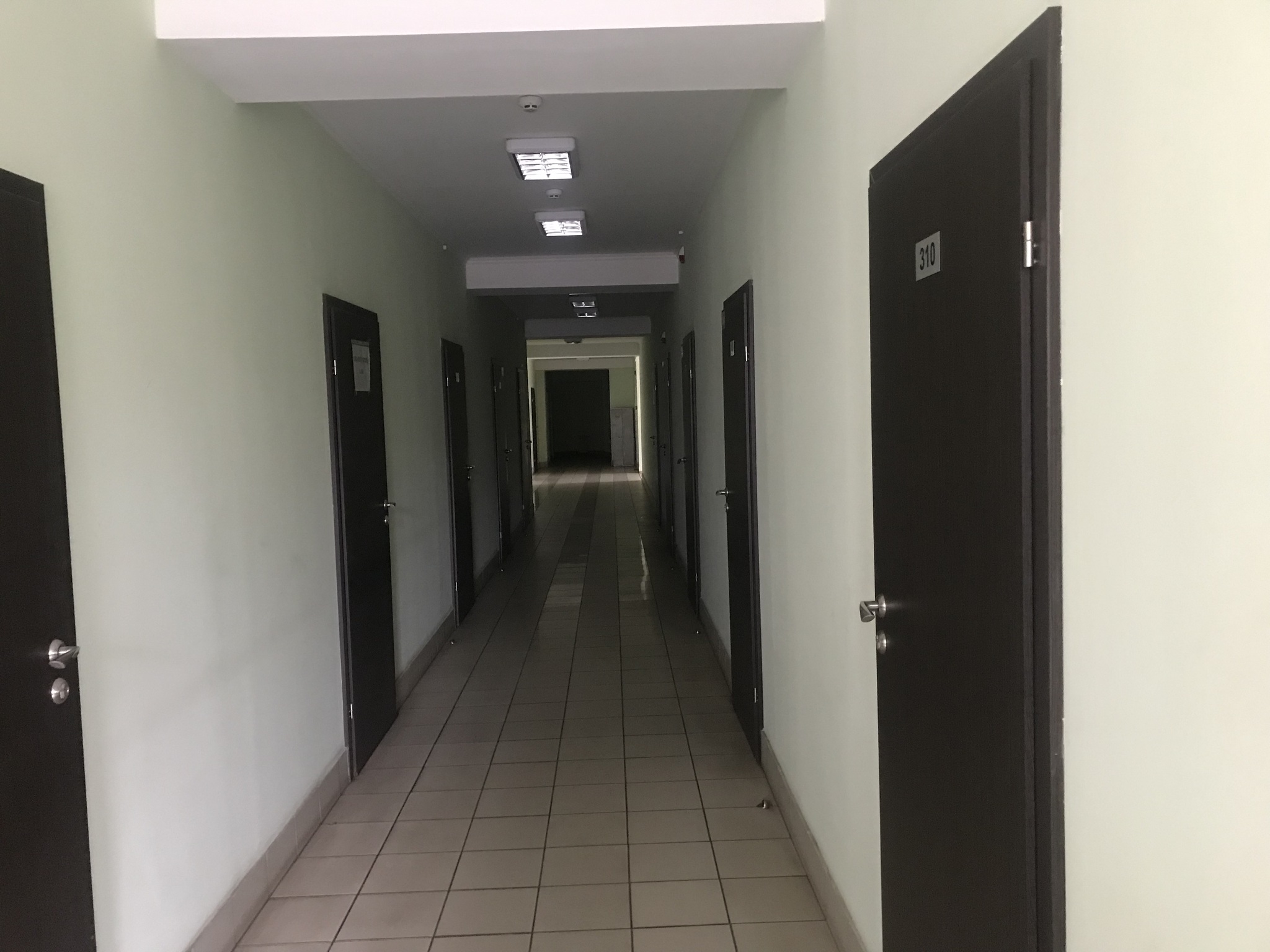 Продаж виробничого приміщення 11000 м², Сергія Нігояна просп., 49