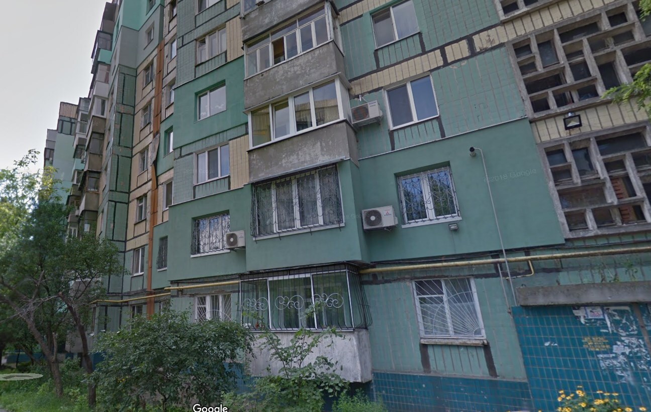 Продаж 3-кімнатної квартири 61 м², Менахем-Мендл Шнеєрсона вул.