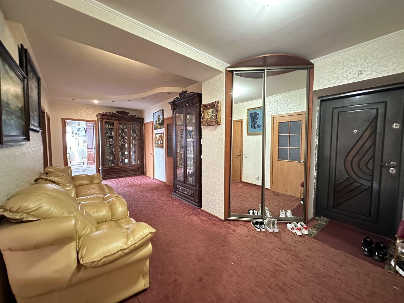 Продаж 3-кімнатної квартири 129 м², Соборна вул.