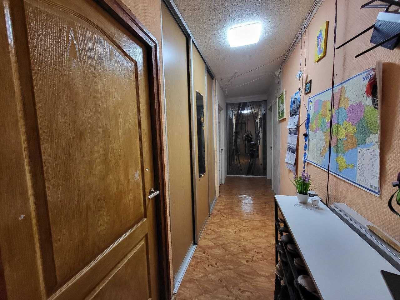 Продаж 3-кімнатної квартири 63 м², Донецьке шосе, 129