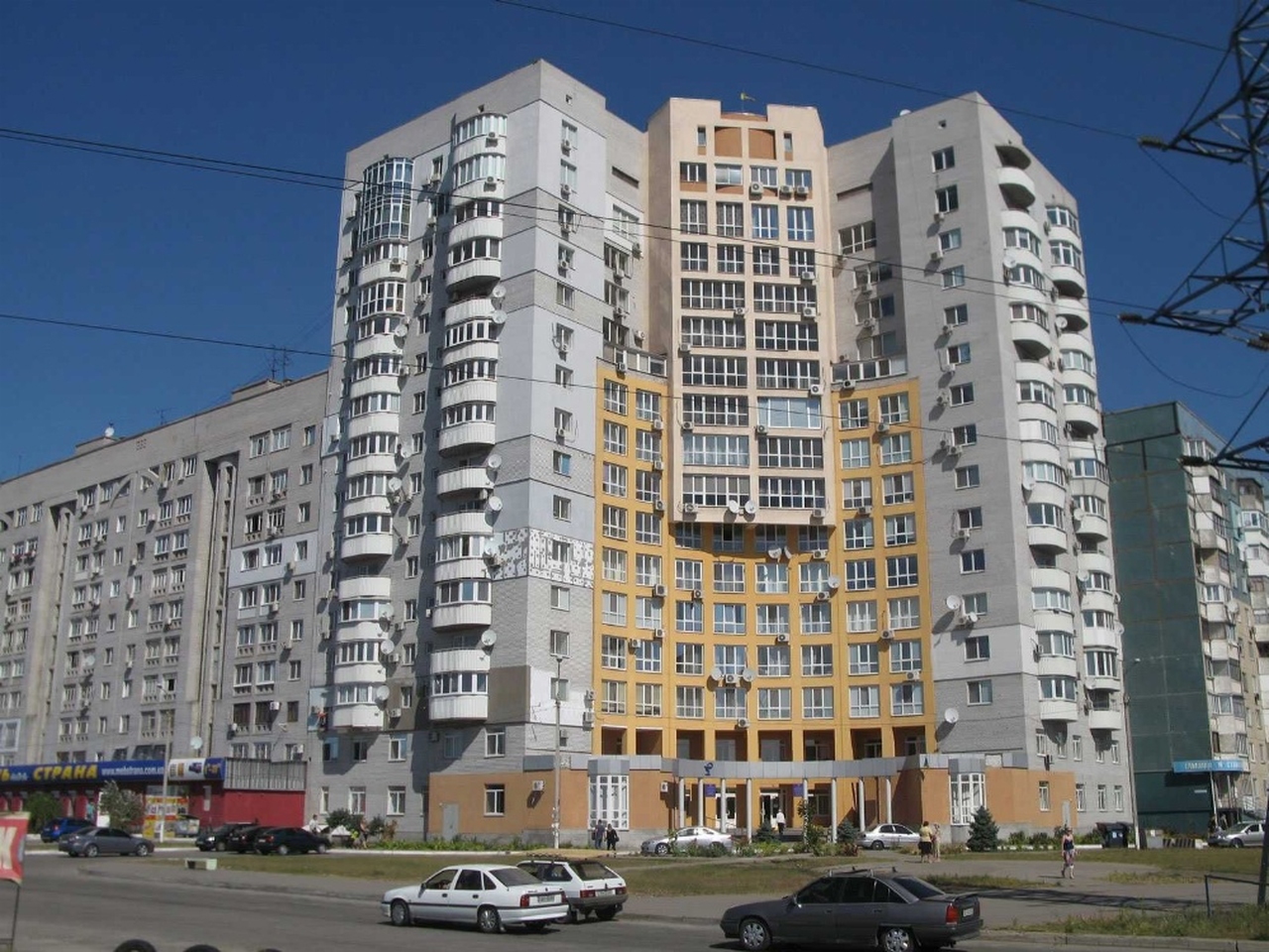 Продаж 3-кімнатної квартири 74 м², Висоцького вул., 2А