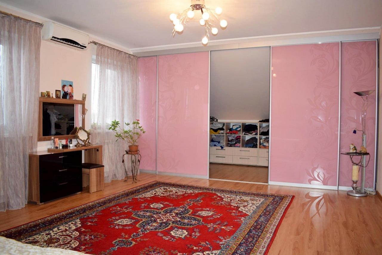 Продаж будинку 194 м², Рабкорівська вул.