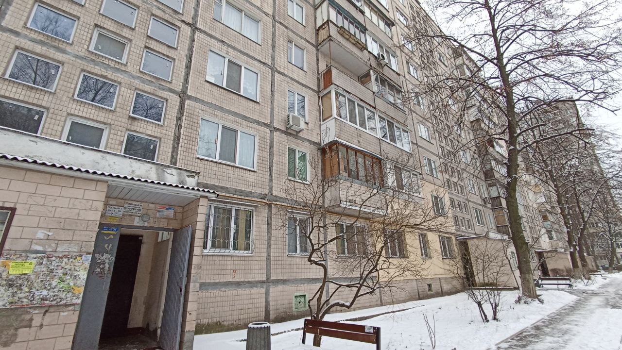 Продажа 3-комнатной квартиры 70 м², Гната Юры ул., 18