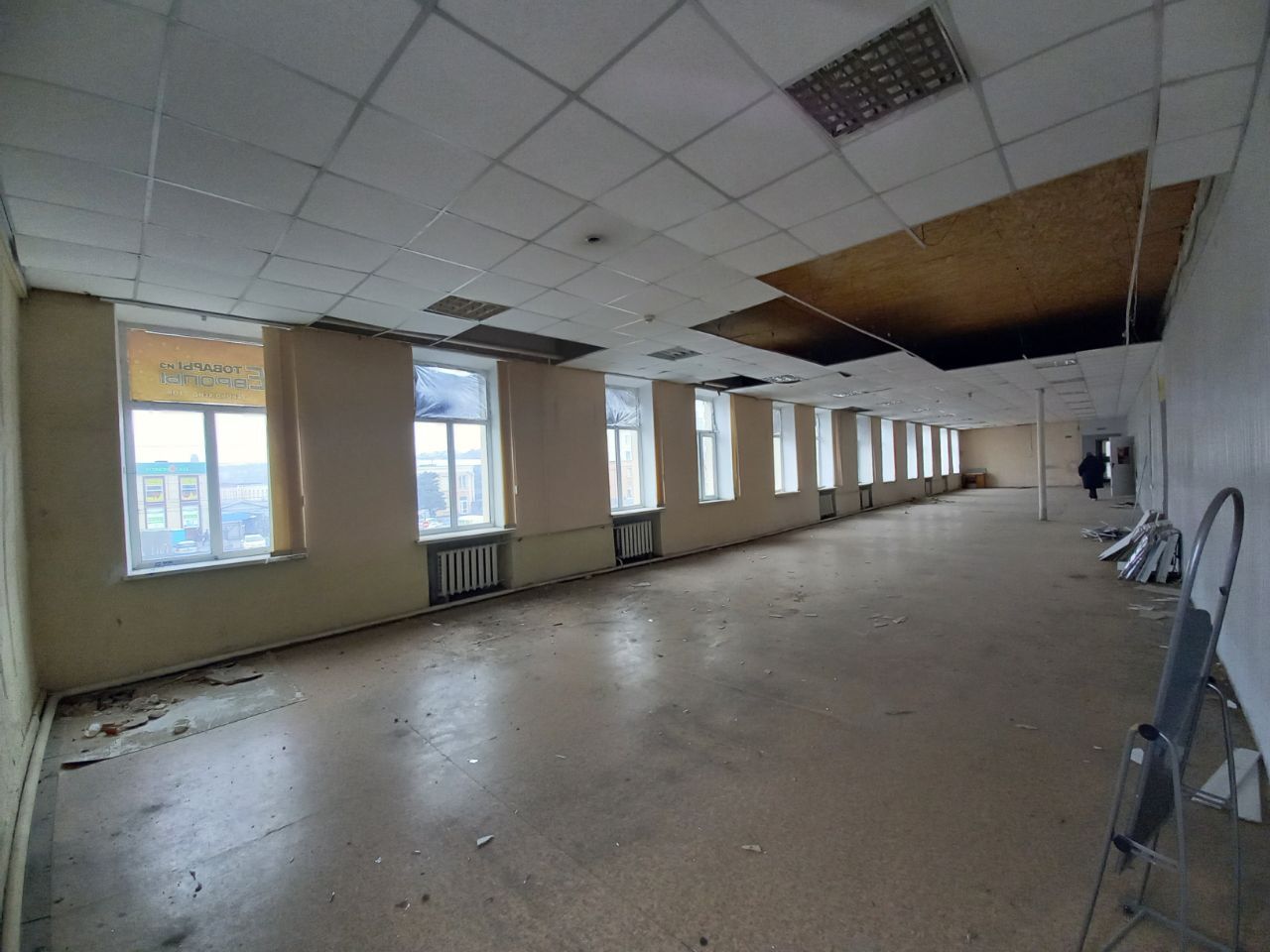 Оренда комерції 360 м², Шмидта вул., 3