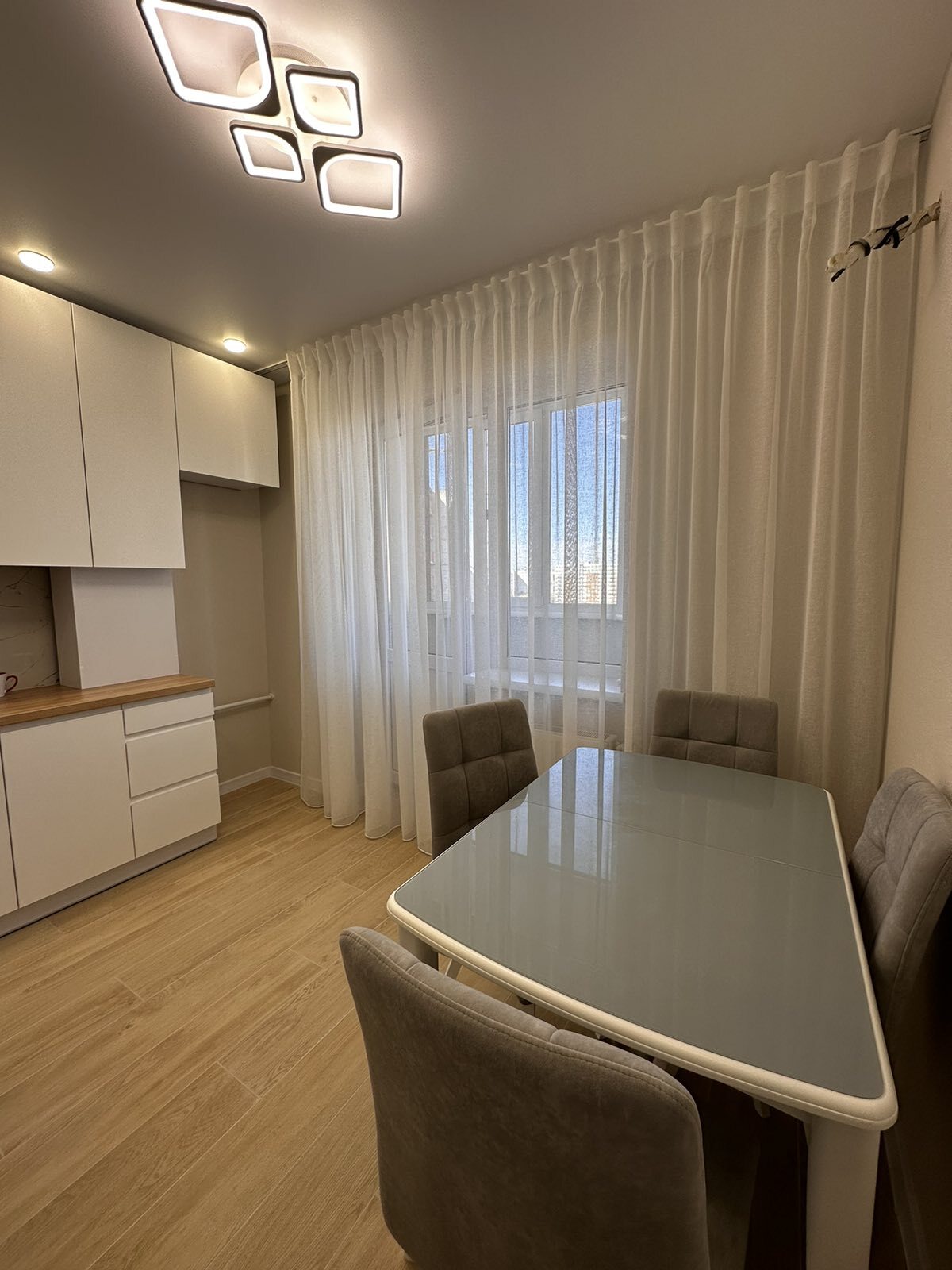 Продажа 2-комнатной квартиры 52 м², Боголюбова ул.