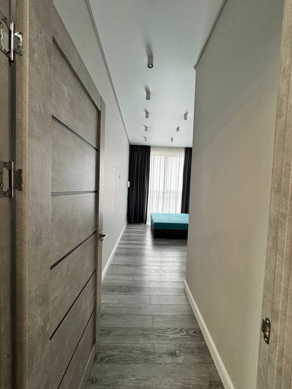 Продажа 3-комнатной квартиры 62 м², Звездный бул.
