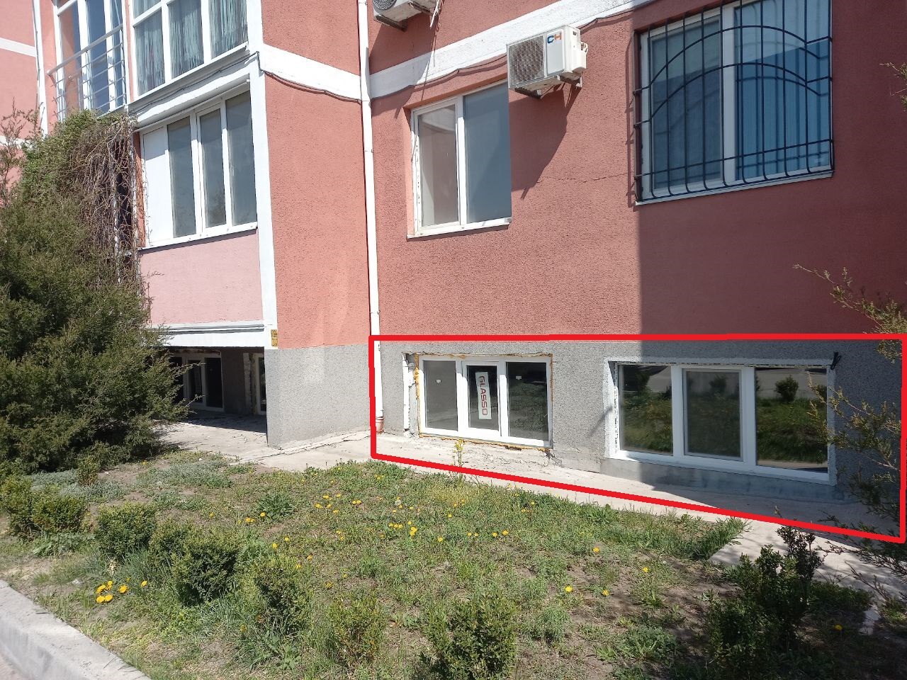 Продаж комерції 45 м², Кобзаря бул., 4