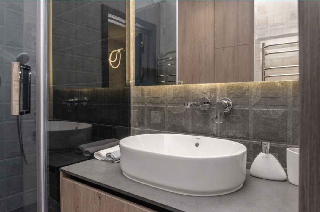 Аренда 3-комнатной квартиры 105 м², Каманина ул., 16А/1