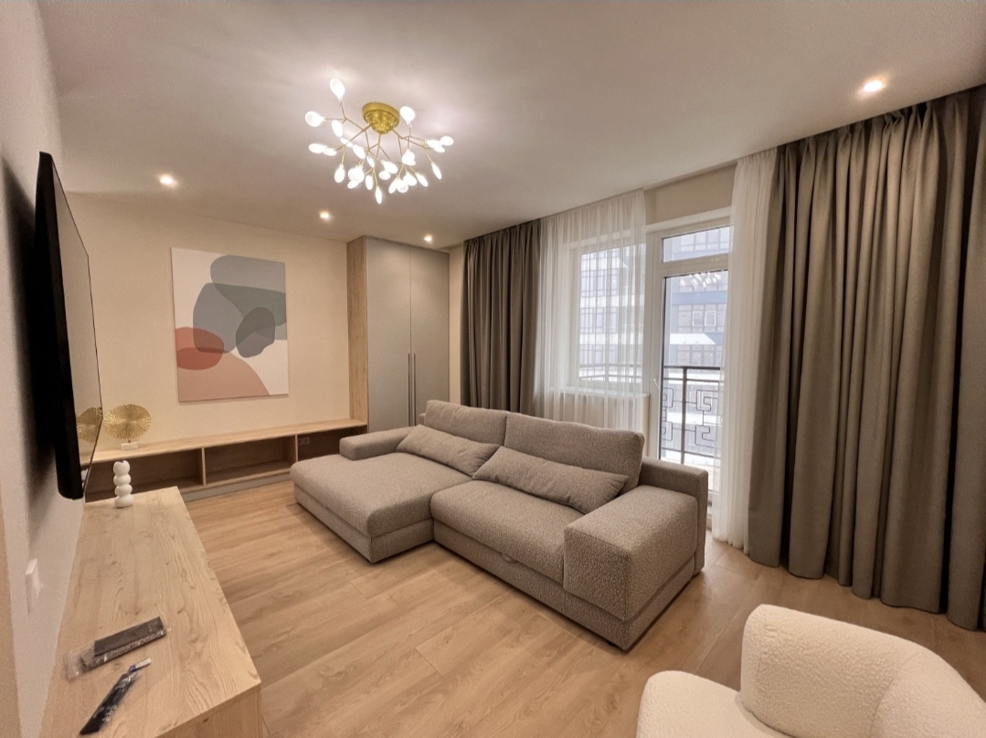 Аренда 2-комнатной квартиры 90 м², Генуэзская ул., 3А