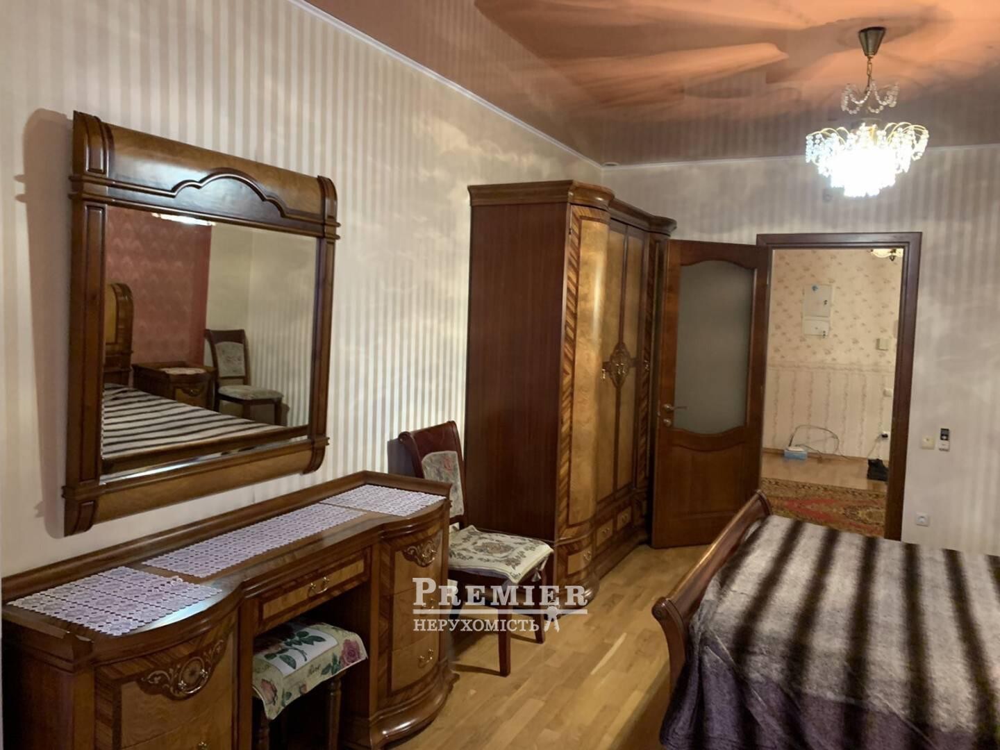 Продаж 2-кімнатної квартири 93 м², Армійська вул.