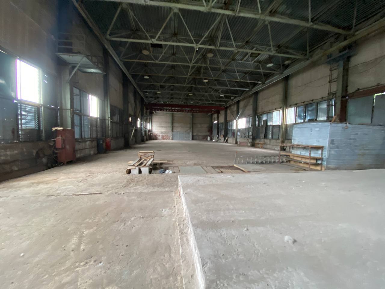 Аренда склада 1000 м², Курчатова ул.