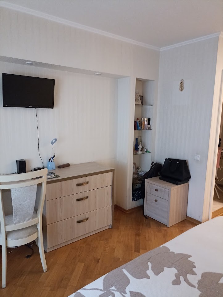 Продажа 4-комнатной квартиры 120 м², Осенняя ул., 9Б