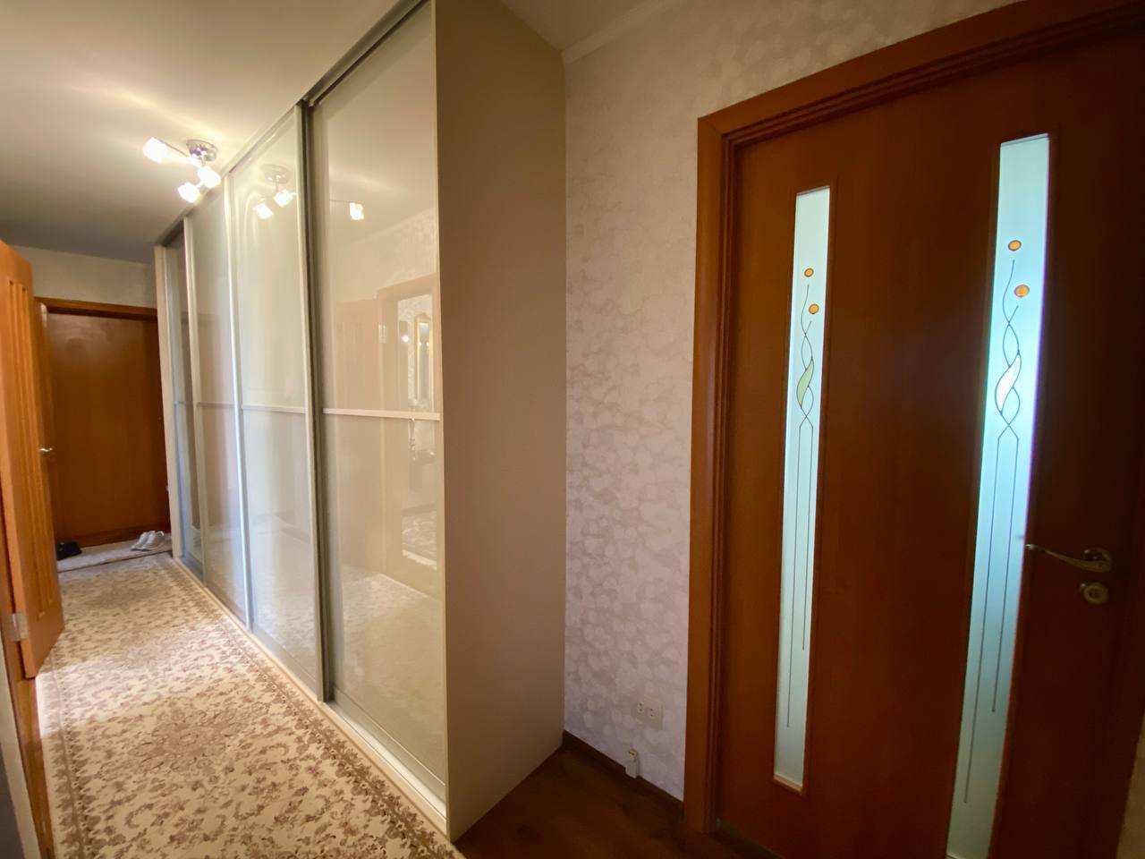 Продаж 3-кімнатної квартири 59.7 м², Степана Бандери вул., 49