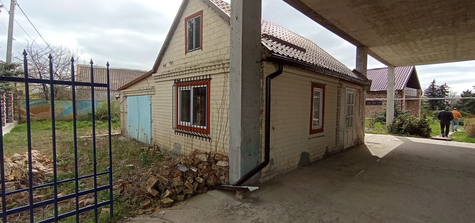 Продаж будинку 320 м²