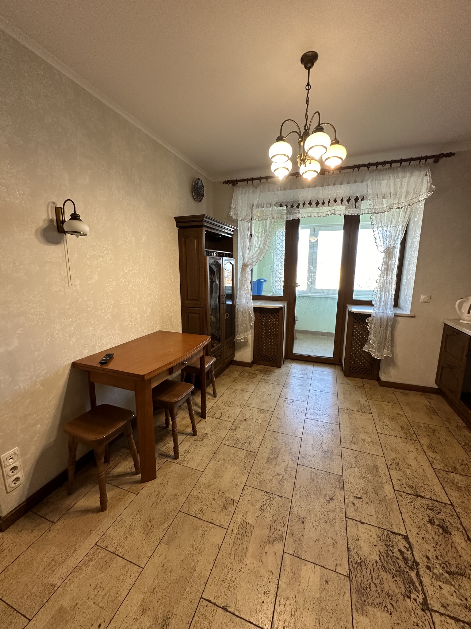 Продаж 3-кімнатної квартири 100 м², Робітнича вул., 152Г