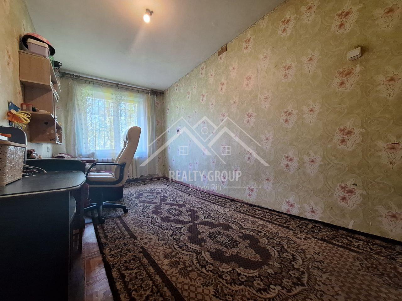 Продаж 2-кімнатної квартири 37 м², Покровская вул.