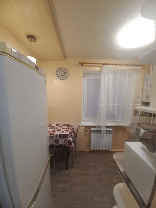 Продажа 2-комнатной квартиры 42 м², Профсоюзов пл.