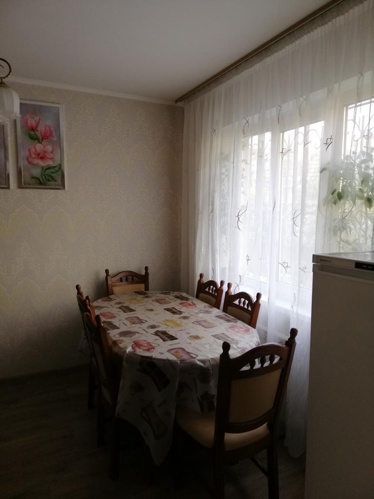 Продажа 3-комнатной квартиры 74 м², Академика Заболотного ул., 104