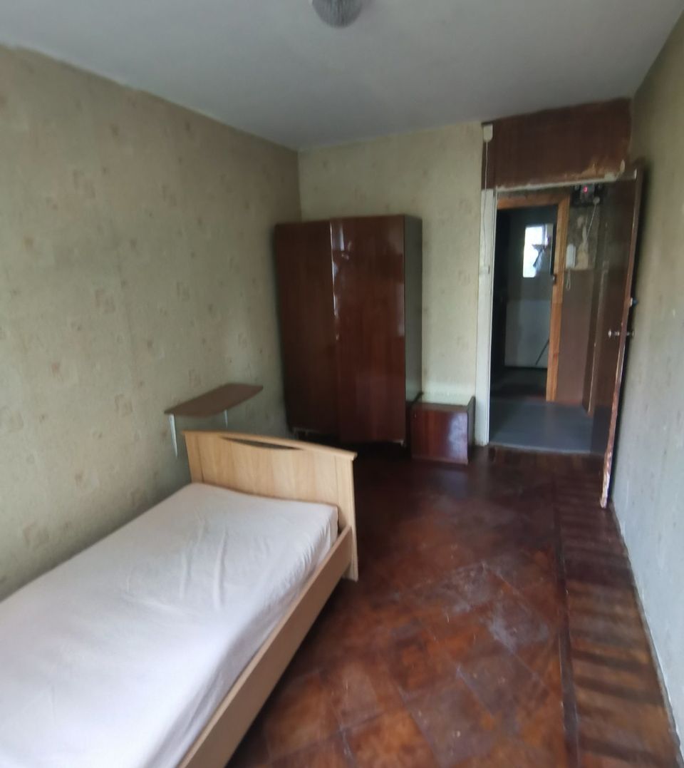 Продаж 2-кімнатної квартири 46 м², Бурштинова вул., 81